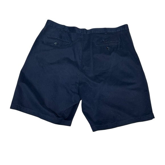 Nike Men’s Golf Shorts Size 40 Navy Blue Pleated Cotton Athletic Preppy - Picture 5 of 16